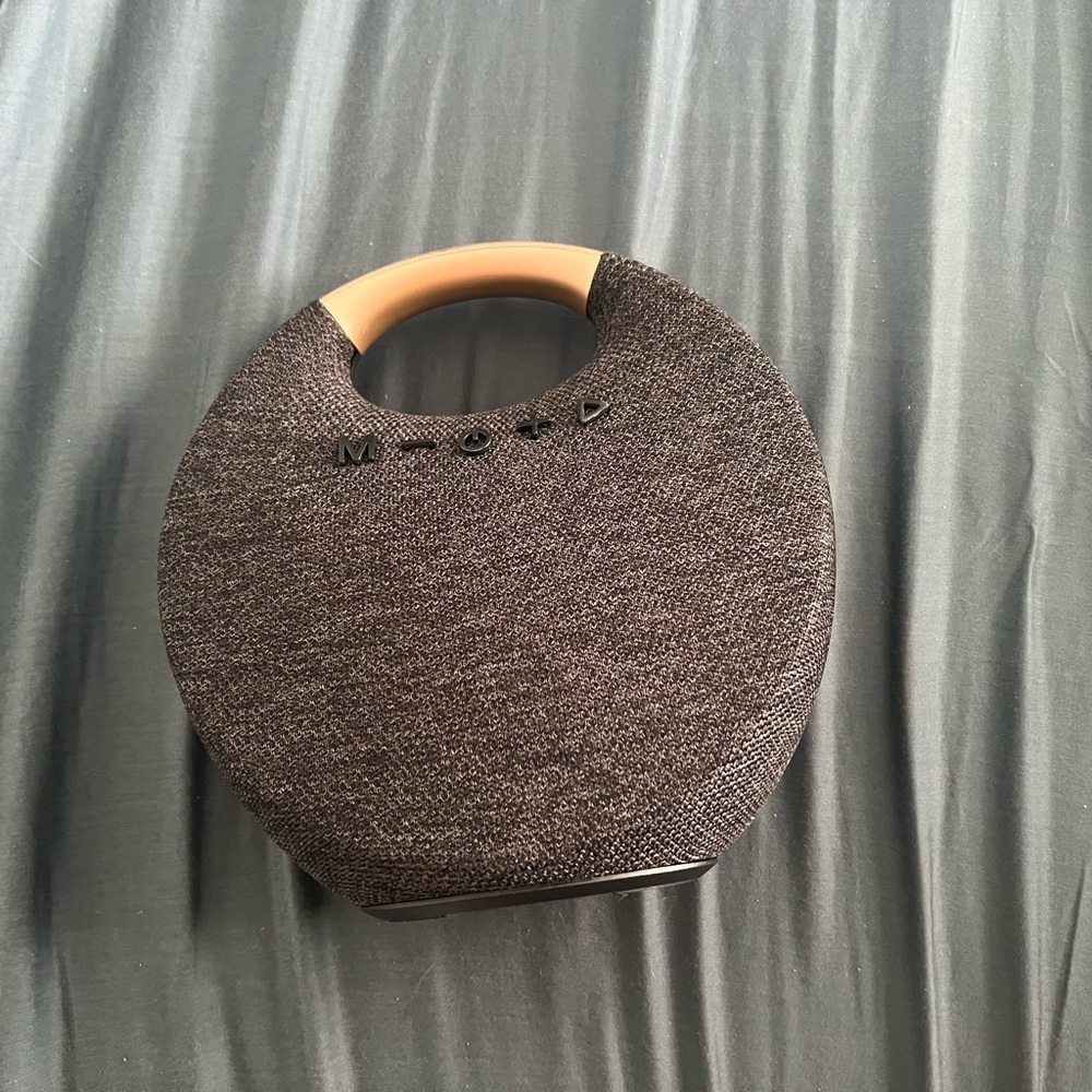 BICONIC Bluetooth Fabric Wireless Speaker